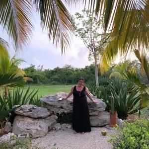 Meet your Posher, Jami